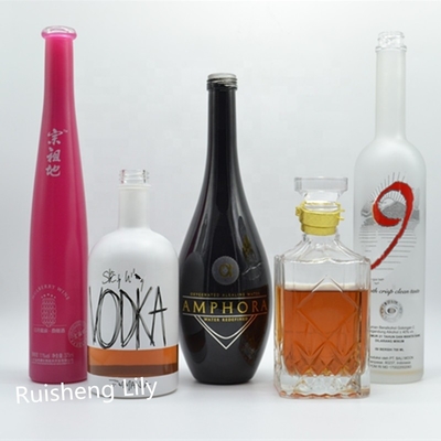 375ml 700ml 750ml Водка Виски Ликер Стеклянная бутылка с индивидуальным дизайном и поверхностью мороза