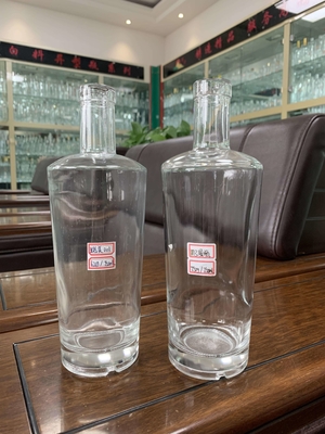 Super Flint Glass Custom Design 700 мл квадратная бутылка для водки или оливкового масла