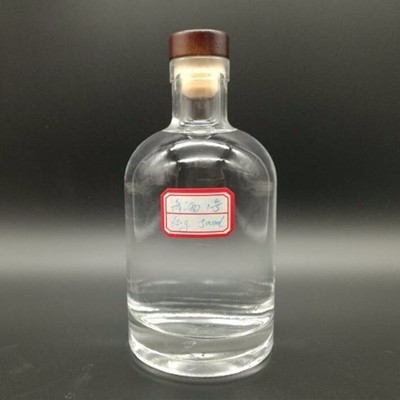 Super Flint Material Collar Custom Empty 500ml Glass Bottle for Whiskey Неразрывный дизайн