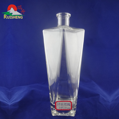 700ml 750ml Super Flint French Square Glass Bottle for Alcohol С сертифицированным стандартом SGS