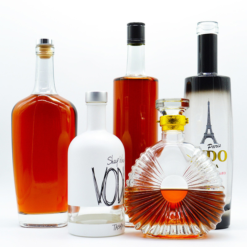 700 мл уникальной формы стеклянная бутылка для XO/Brandy Super Flint стеклянного материала и крышки Crown