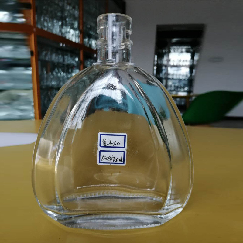 OEM Logo Decal На складе 1000ml 750ml 500ml бутылки с алкоголем Водка Стеклянная бутылка с пробкой